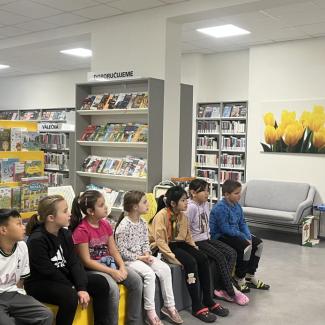 2.B v knihovně
