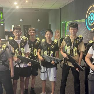 Pohodový den 7. B na Laser game