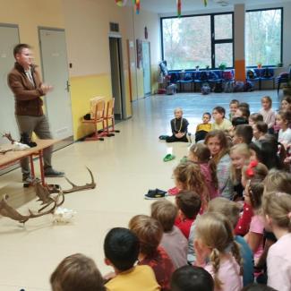 Odpoledne ve školní družině s myslivcem