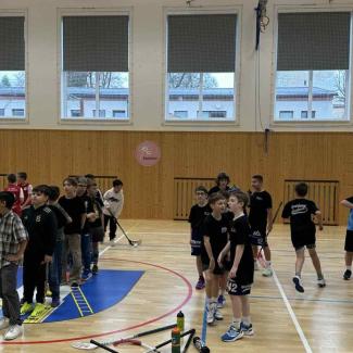 Florbalový turnaj v Žandově 