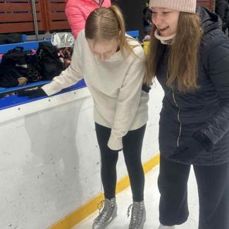 Disco bruslení ZŠ Lada