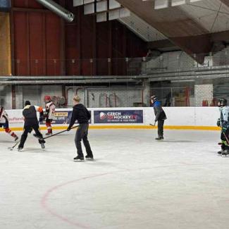 Disco bruslení ZŠ Lada