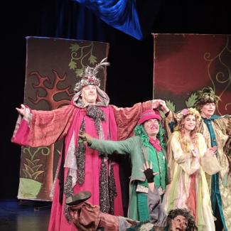 Za vodníkem do divadla