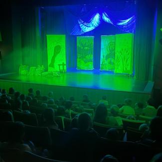 2. A v Jiráskově divadle