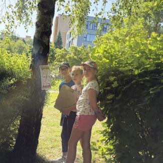 2. A, 2. B - Jarní stezka se šifrou 