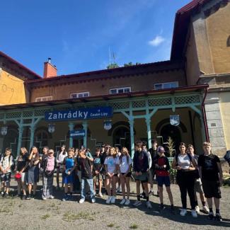 Výlet 6. A a 6. B na kozí farmu Nový Dvůr