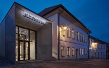 2. A v Jiráskově divadle